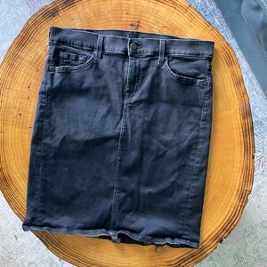 7 For All Mankind Black Denim Skirt Stretch Size 31